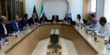 وزير النقل السوري يعرض خطة لتأهيل شركة السكك الحديدية في حلب وتطوير قطاع النقل في سوريا