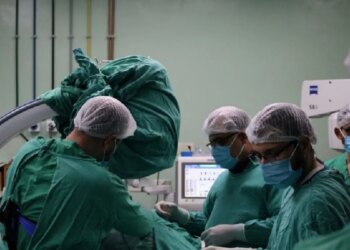 وصول 140 طبيب جراحة أوروبي إلى سوريا ضمن حملة طبية لإجراء 1000 عملية مجانية