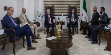 وفد تشيكي يبحث في دمشق فرص تطوير مصافي النفط السورية والتعاون المشترك