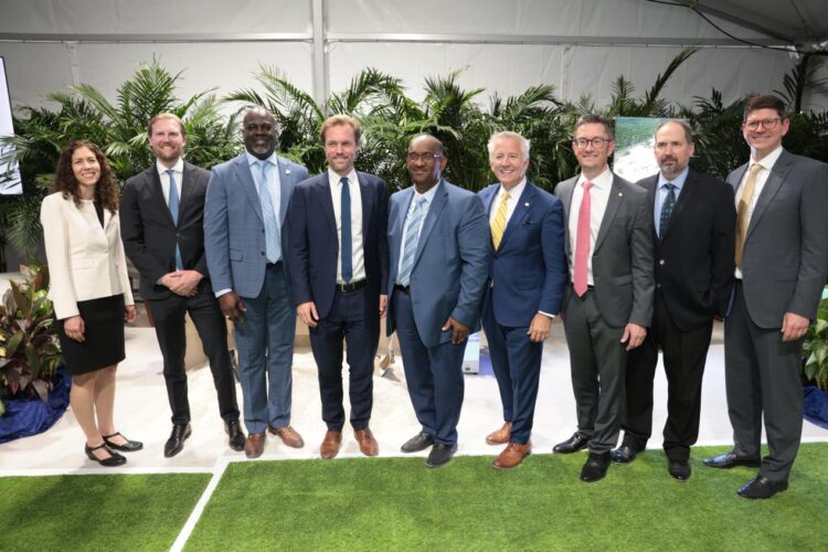 ECOnnect Energy توقع اتفاقية بنية تحتية عائمة للغاز الطبيعي المسال في جزر البهاما 2026 ECOnnect Energy توقع اتفاقية بنية تحتية عائمة للغاز الطبيعي المسال في جزر البهاما 2026