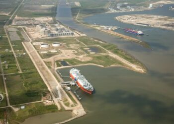 Enbridge توسع بنية LNG على ساحل خليج أمريكا بـ25 bcf سنوياً حتى 2026