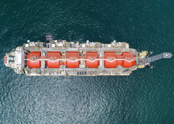 Golar LNG تتعاقد على بناء رابع وحدة إنتاج عائمة بسعة 3.5 مليون طن في 2029