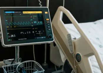 أوبك تؤكد أهمية المواد البترولية في صناعة الأجهزة الطبية الحديثة 2026