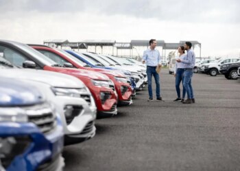 القطاع الأميركي للتجزئة يشير إلى أهمية تجربة العملاء على الرغم من تشابه المنتجات