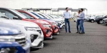 القطاع الأميركي للتجزئة يشير إلى أهمية تجربة العملاء على الرغم من تشابه المنتجات