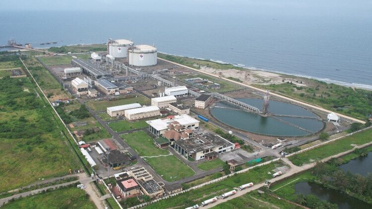بترو نت توقف ثلاثة ناقلات LNG بسبب القوة القاهرة في عقود قطر حتى 2028 بترو نت توقف ثلاثة ناقلات LNG بسبب القوة القاهرة في عقود قطر حتى 2028