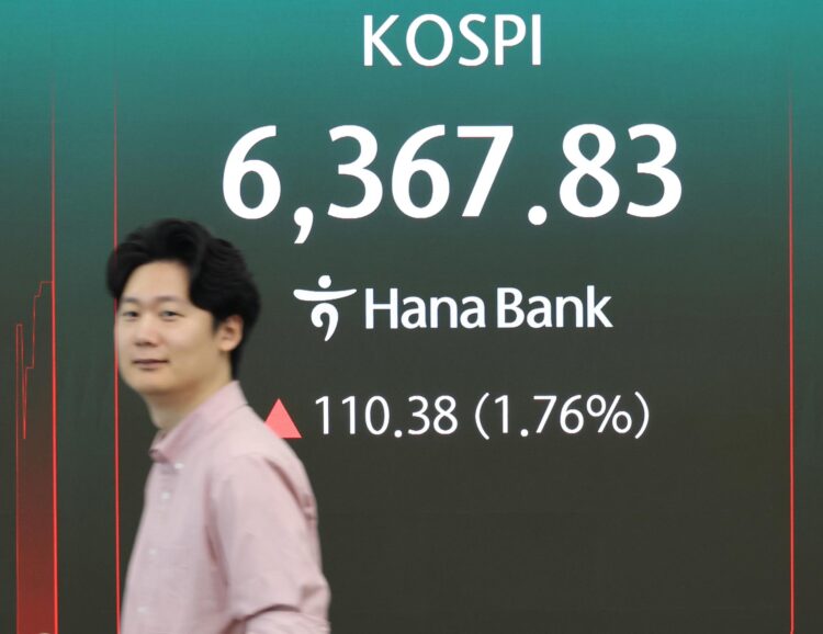 تراجع مؤشر Kospi في كوريا الجنوبية 0.18 بالمئة وسط هبوط أسهم التكنولوجيا تراجع مؤشر Kospi في كوريا الجنوبية 0.18 بالمئة وسط هبوط أسهم التكنولوجيا