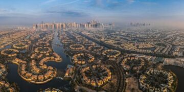 توقع تسليم بين 14 و23.5 ألف وحدة عقارية في دبي بالنصف الثاني 2026