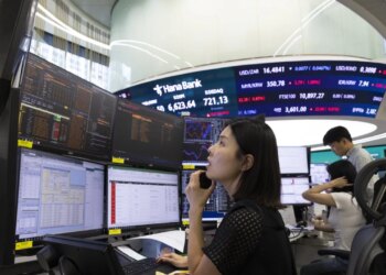 توقعات بورصة شنغهاي بعودة تراجع بنسبة 7.9 في مؤشر CSI 300 لشهر يوليو