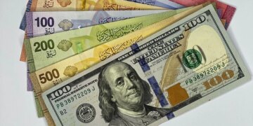سعر الدولار في سوريا يرتفع إلى 131.60 ليرة واليورو يسجل 152.10 ليرة