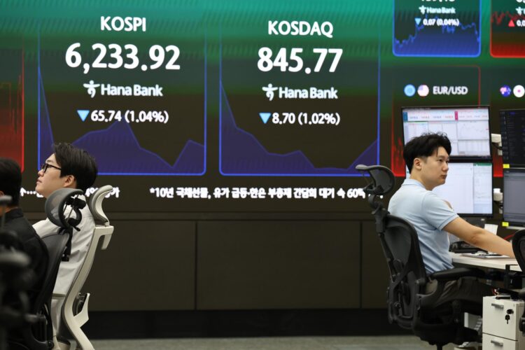 الكوريا الجنوبية ترتفع 33.37 نقطة مع شراء المستثمرين الأجانب 1.29 تريليون وون كوريا الجنوبية تخسر 57.86 نقطة في مؤشر Kospi مع انخفاض الأسهم والعملة