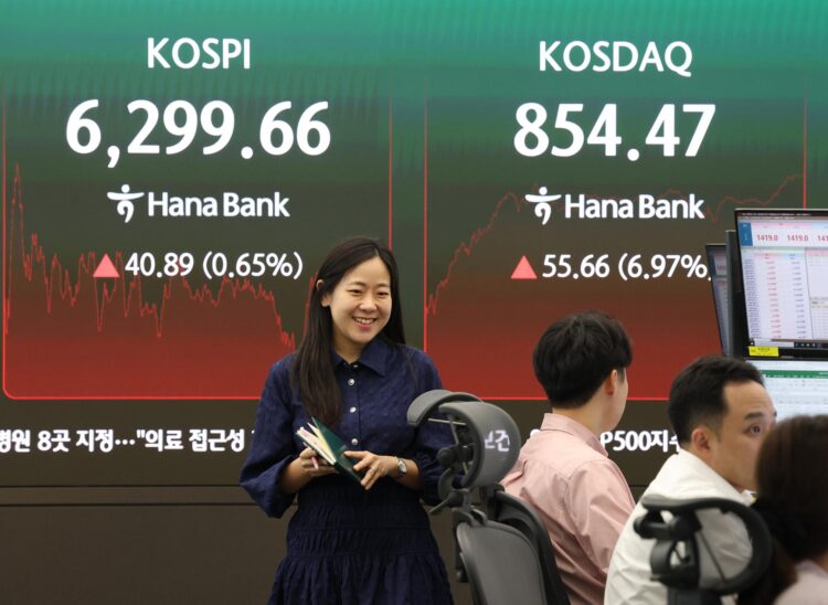 كوريا الجنوبية ترتفع مؤشر Kosdaq بنسبة 6.97 في المئة والـKOSPI يربح 0.65 في 2026 كوريا الجنوبية ترتفع مؤشر Kosdaq بنسبة 6.97 في المئة والـKOSPI يربح 0.65 في 2026